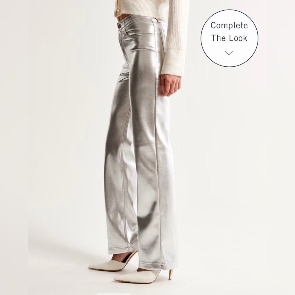 ๐ท๏ธ ๐๏ธ NWOT Abercrombie Silver Curve Love Vegan Leather 90โs Straight Pant ๐ท๏ธ ๐๏ธ - Picture 3 of 14